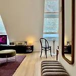 Elegant Vydrica Loft By Castle&Danube River Old Town Free Parking アパート ブラチスラヴァ