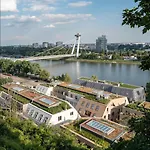 Premium Loft By Castle&danube River Old Town Free Parking Apartmán Bratislava