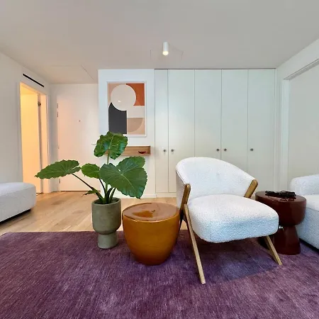 Brand New Chic & Luxurious Flat By Castle Parking Free Bratislava